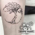 tatuaje arbol brazo pamplona origen